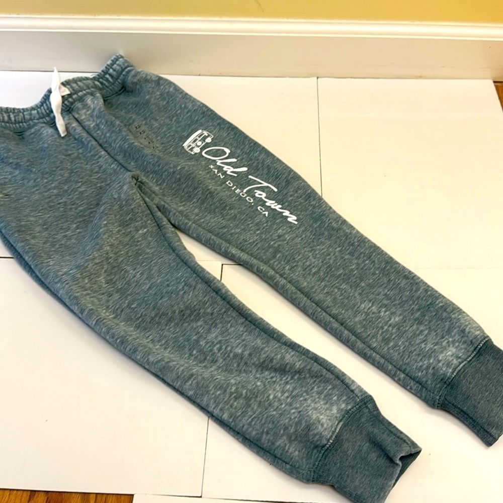 Luxurious fleece joggers. Military green. Old Town San Diego. Fits size 6-7. NWT